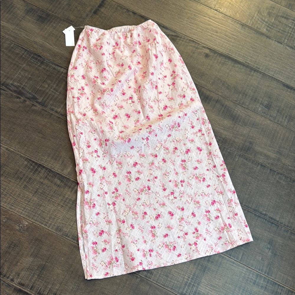 NWT Floral Pink Rose Maxi Skirt size M - Picture 11 of 16